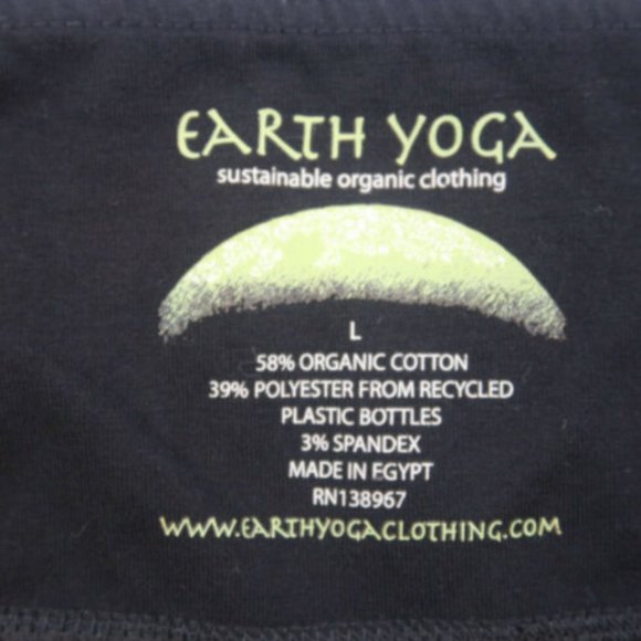 Earth Yoga Mid Calf Organic Leggings w/ Pockets - Picture 2 of 3